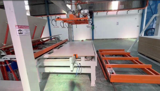 品質  1600t Short Cycle Ceramic Tile Hydraulic Hf Curved Plywood Bending Hot Press Machine 工場