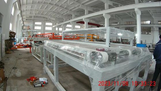 購入 4'×10' 5'×10' ショートサイクルプレスライン ラミネート ドアプレッシングマシン online manufacture